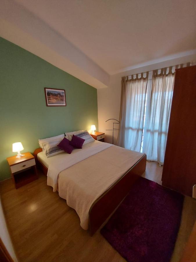 Apartments Tomic 比奥格勒·纳·莫鲁 外观 照片