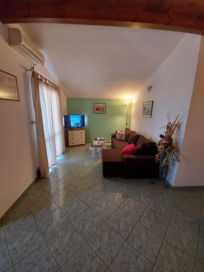 Apartments Tomic 比奥格勒·纳·莫鲁 外观 照片