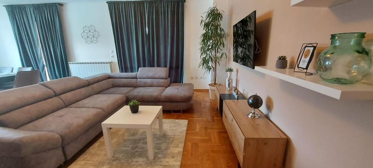 Apartments Tomic 比奥格勒·纳·莫鲁 外观 照片